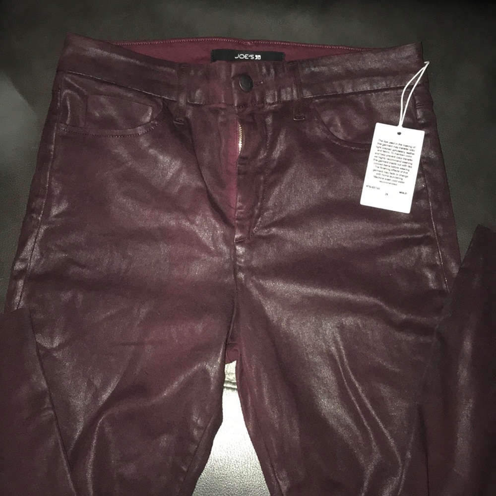 Joe’s Charlie skinny jean